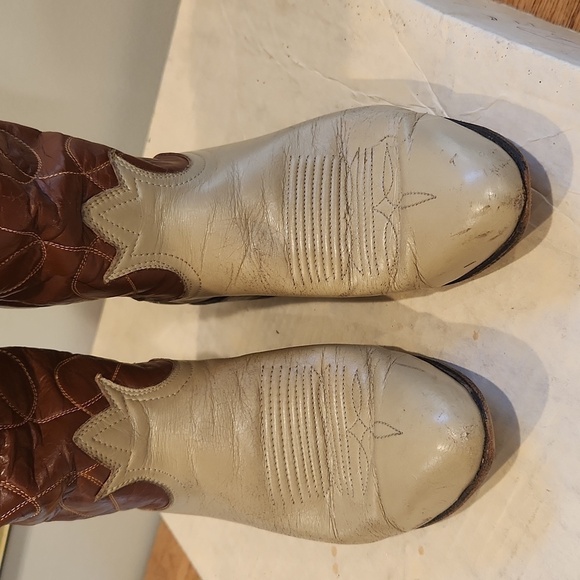 TONY Lama Women's Leather Ywo Tone Cowboy Boots - Picture 3 of 15